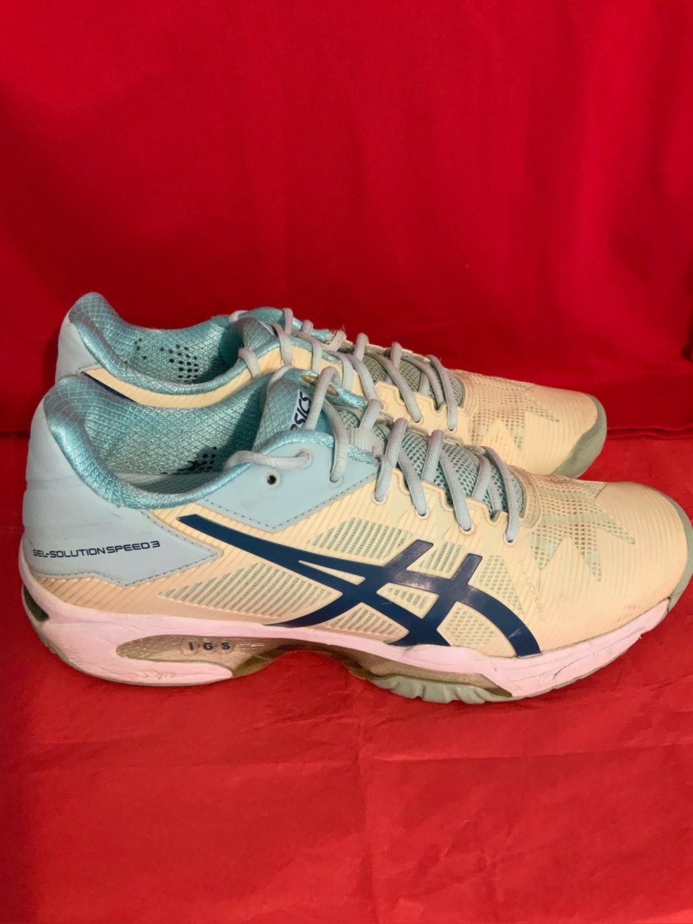 ASICS - Picture 7 of 11